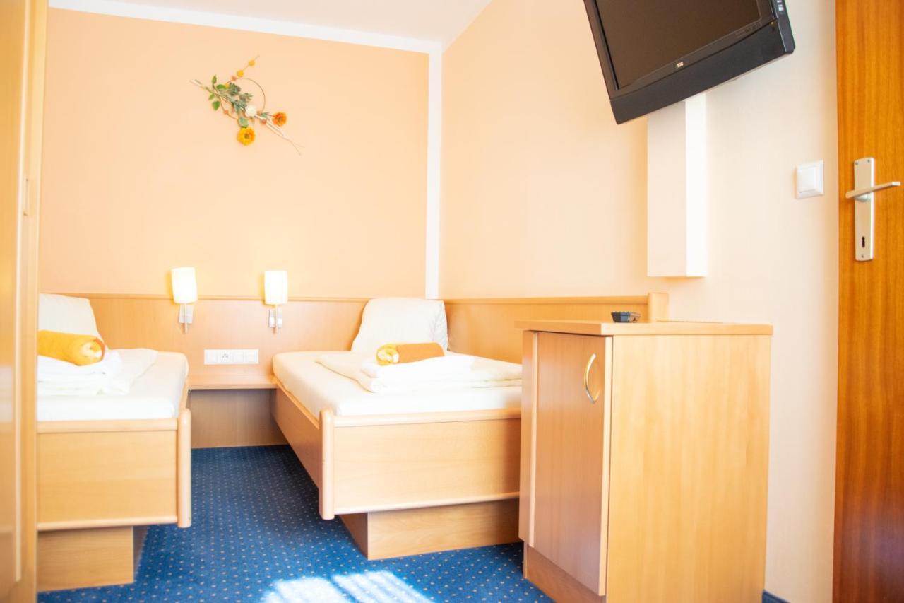 Strandhotel Burgstaller Feld am See Εξωτερικό φωτογραφία